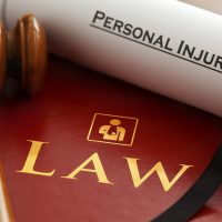  Want to claim the medical malpractice compensation? Hire an injury lawyer 