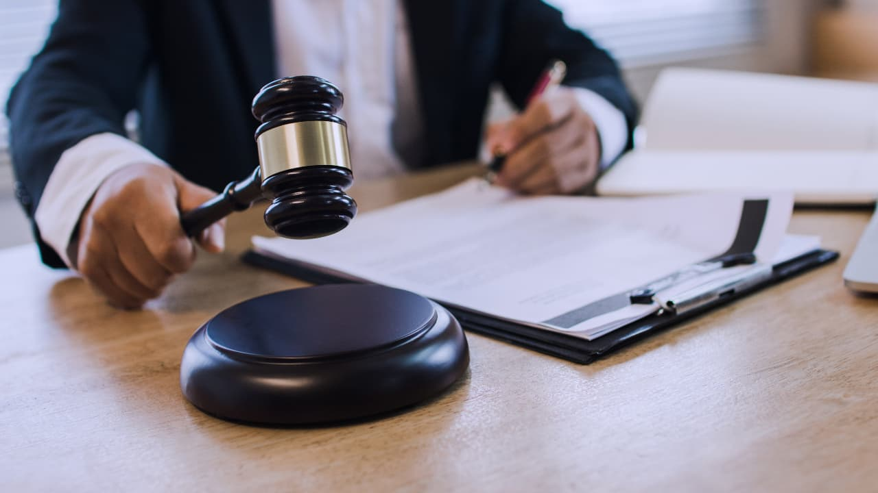 Key Qualities to Look for in a Bronx Car Accident Lawyer