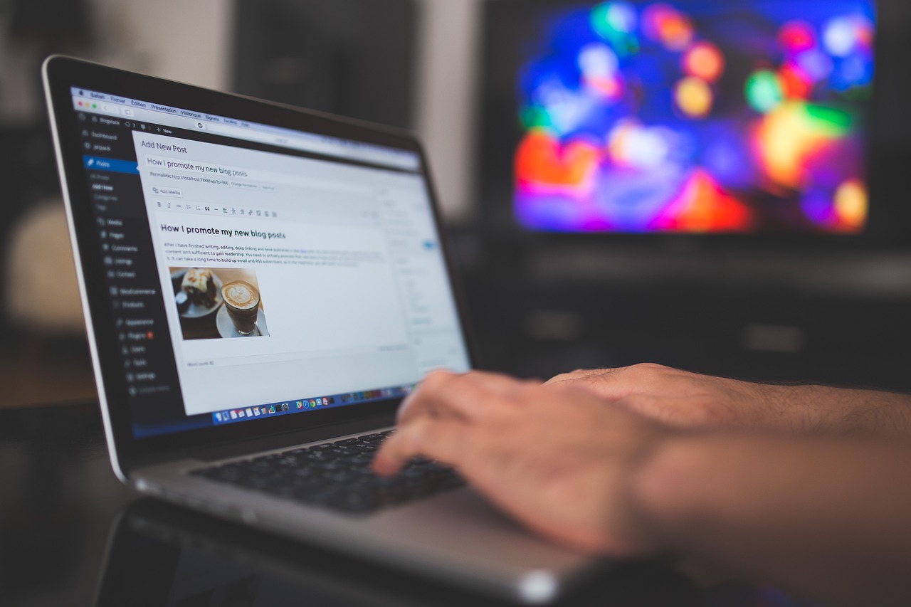 From Obscurity to Limelight: The Impact of White Label Facebook Ads