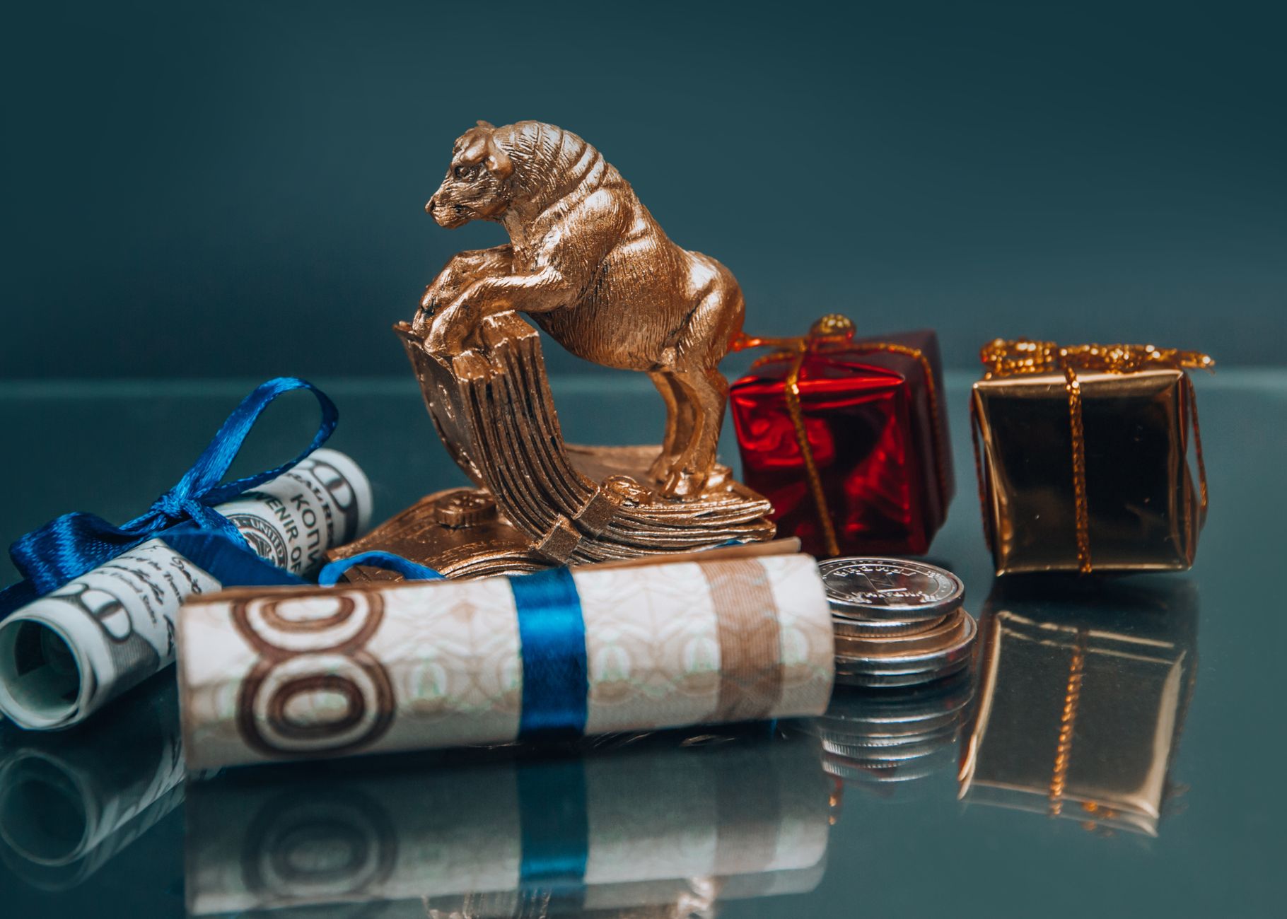 GIFT Nifty signals cautious start